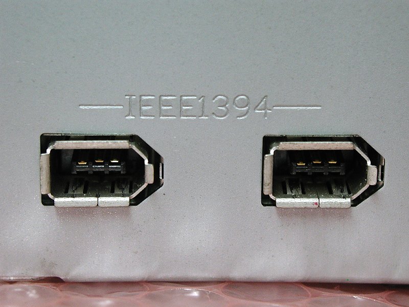 puerto firewire IEEE 1394