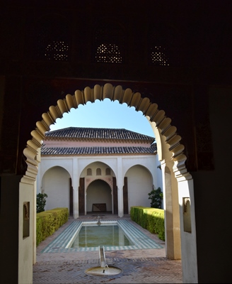 00_arco_angrelado